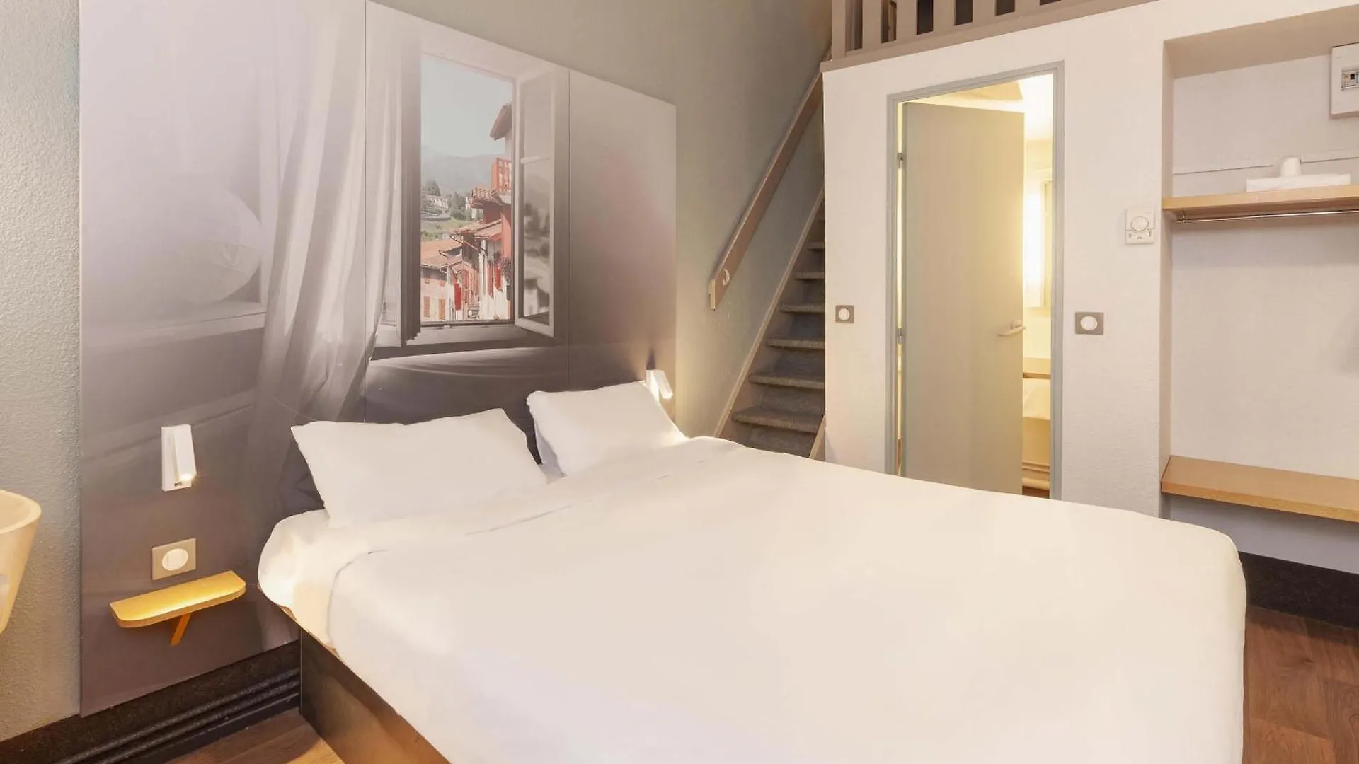 B&B Hotel Bayonne 2*,  France